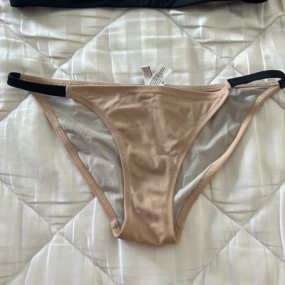 Solid & stripped - Picture 2 of 4